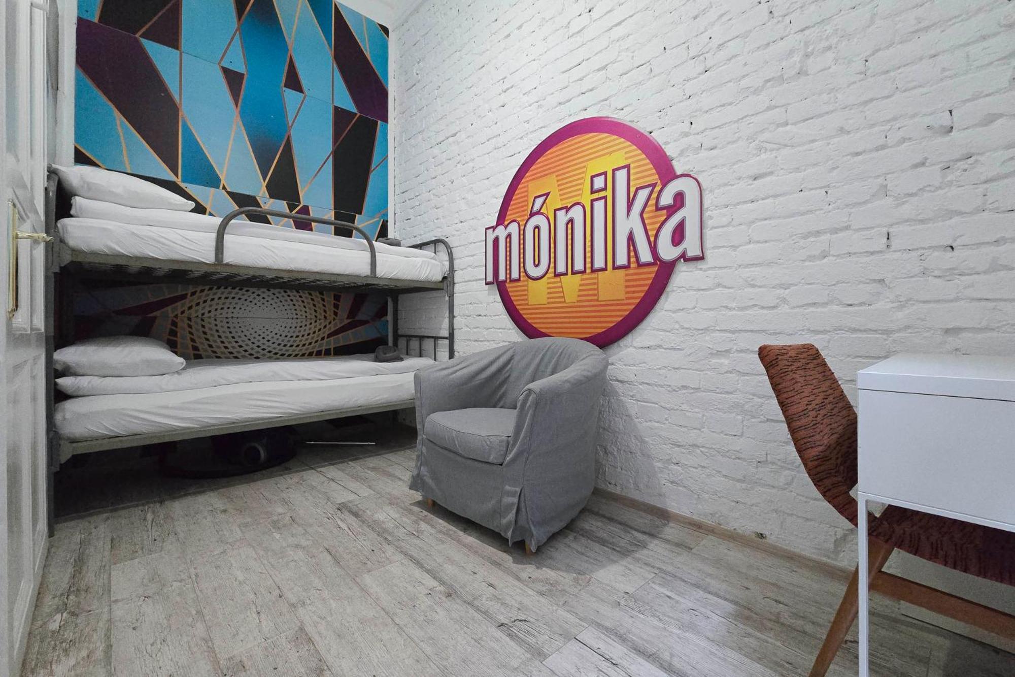 Wolf Apartment With Terrace Budapest Bagian luar foto
